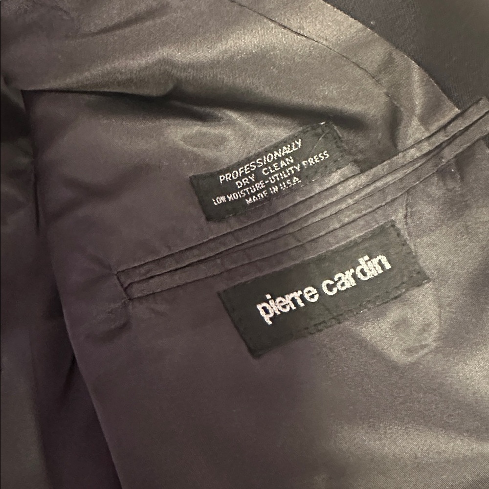 Vintage Pierre Cardin blazer - Picture 5 of 5